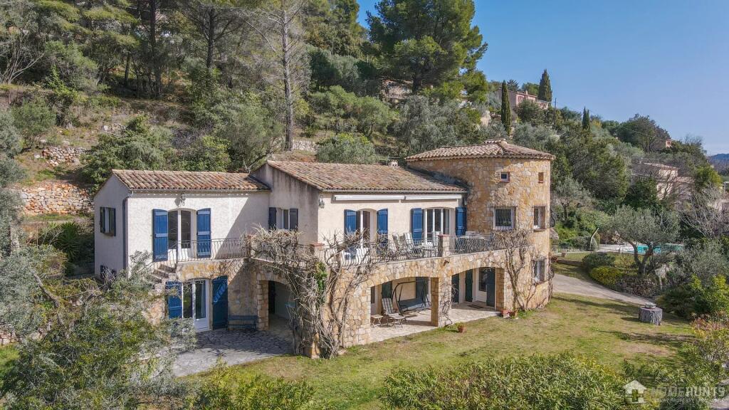5 bedroom Villa in Provence-Alps-Cote...