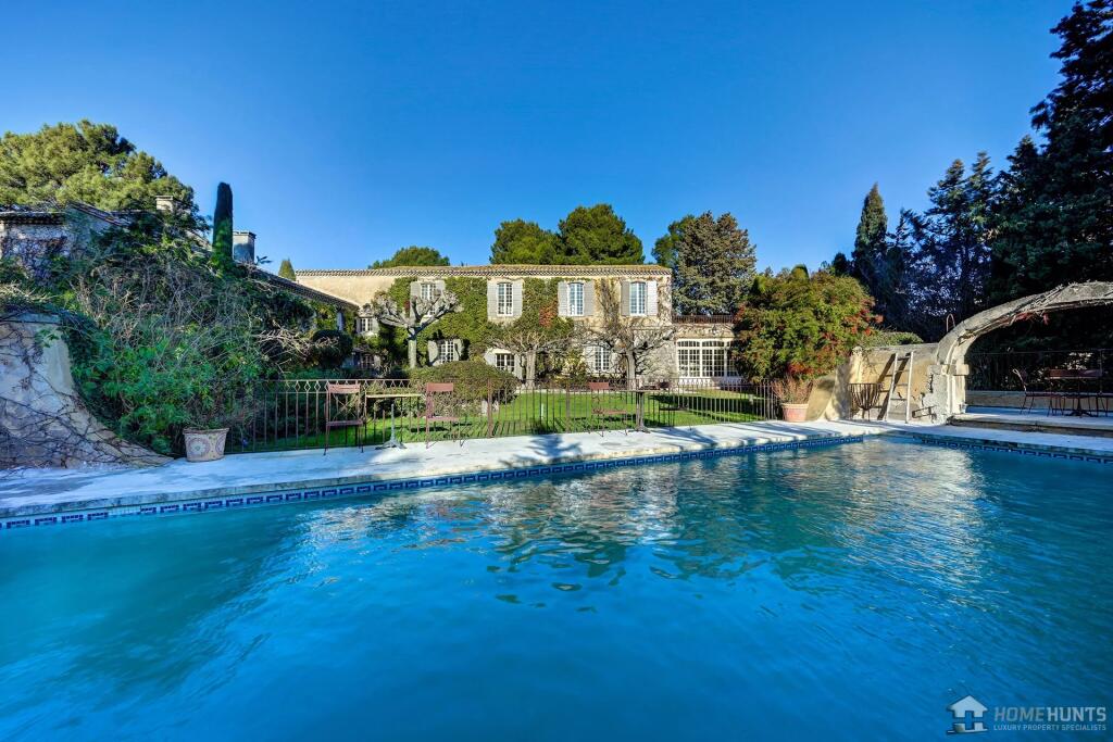 Main image of property: Provence-Alps-Cote d`Azur, Bouches-du-Rhône, Maussane-les-Alpilles