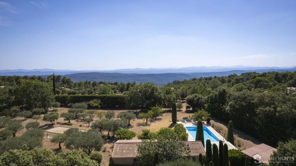 Main image of property: Provence-Alps-Cote d`Azur, Var, Tourtour