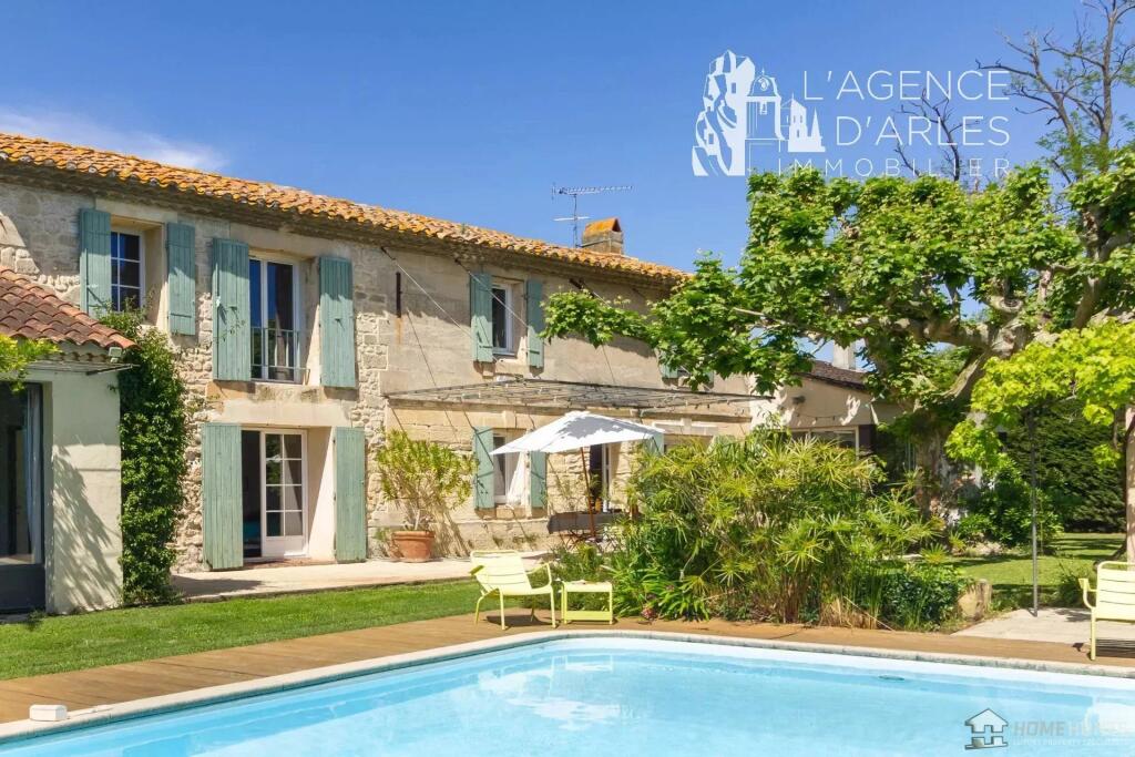 Main image of property: Provence-Alps-Cote d`Azur, Bouches-du-Rhône, Arles