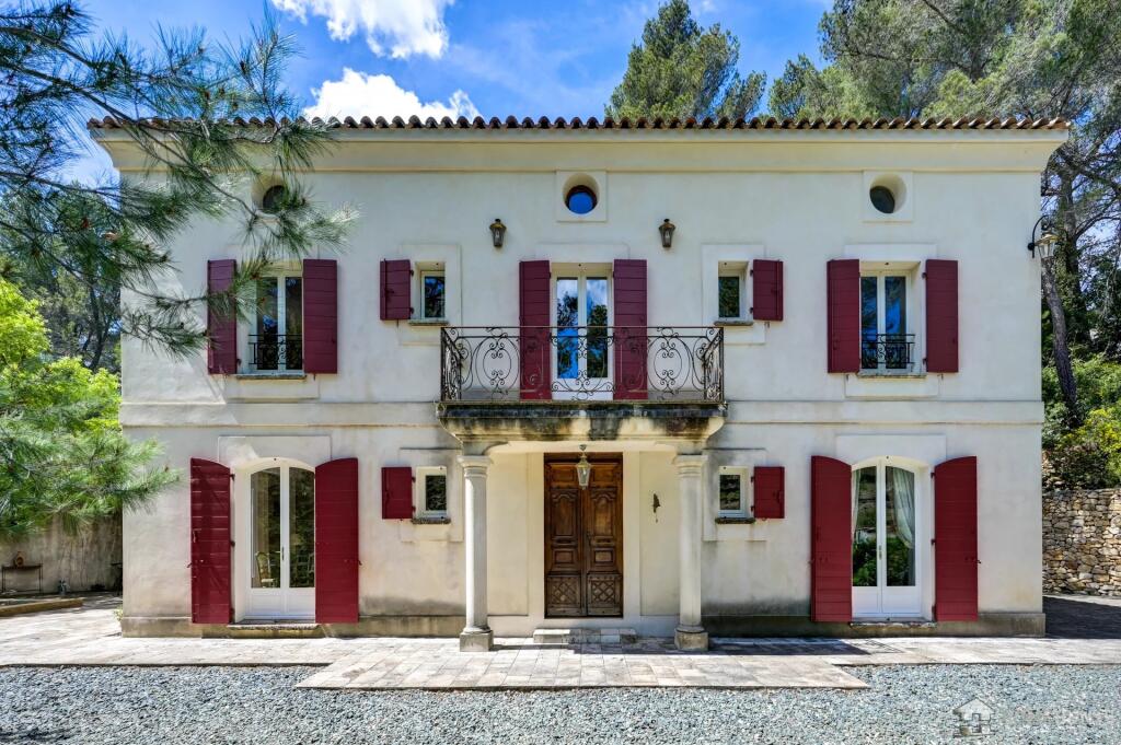 Main image of property: Provence-Alps-Cote d`Azur, Bouches-du-Rhône, St-Marc-Jaumegarde