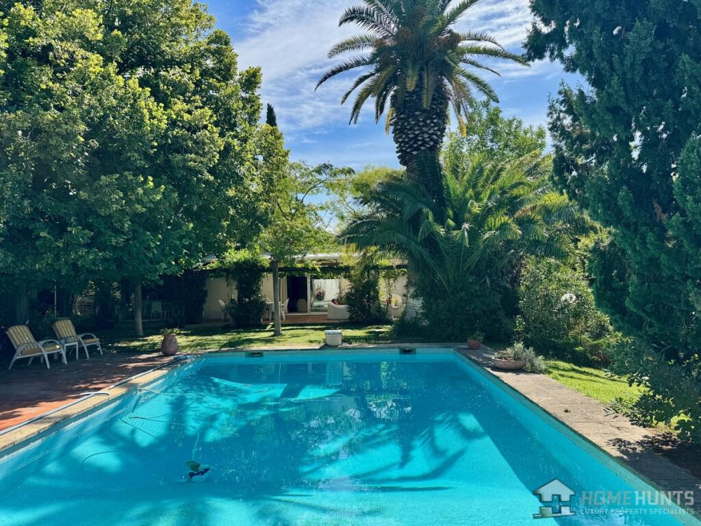 Main image of property: Provence-Alps-Cote d`Azur, Bouches-du-Rhône, La Ciotat