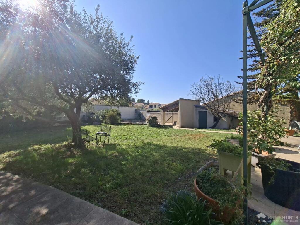 Main image of property: Provence-Alps-Cote d`Azur, Bouches-du-Rhône, St-Rémy-de-Provence