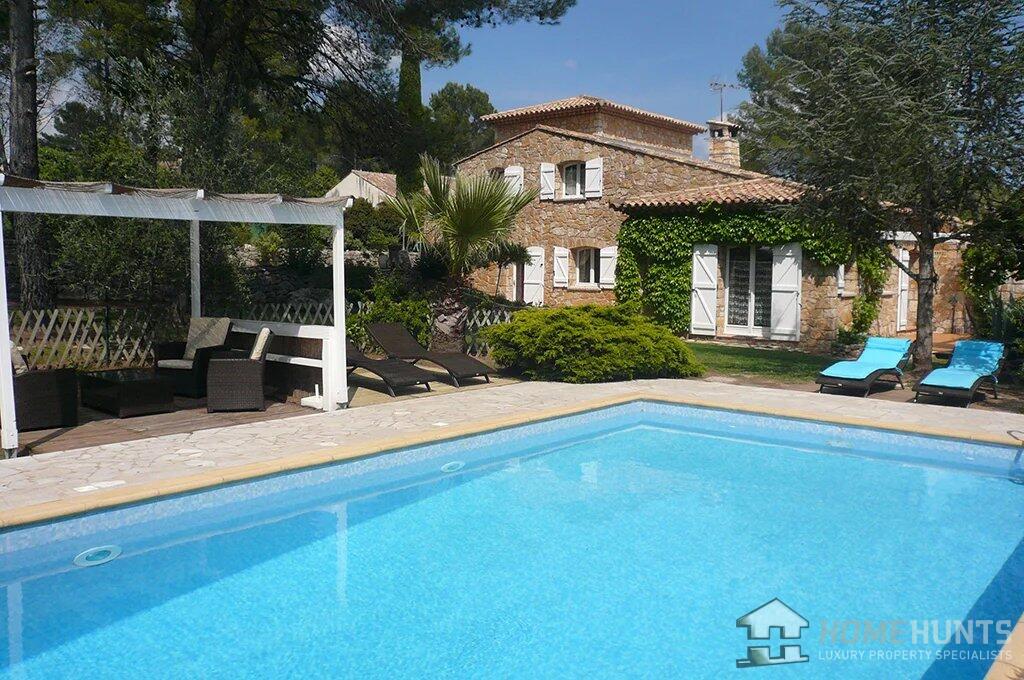 Main image of property: Provence-Alps-Cote d`Azur, Var, Bagnols-en-Forêt