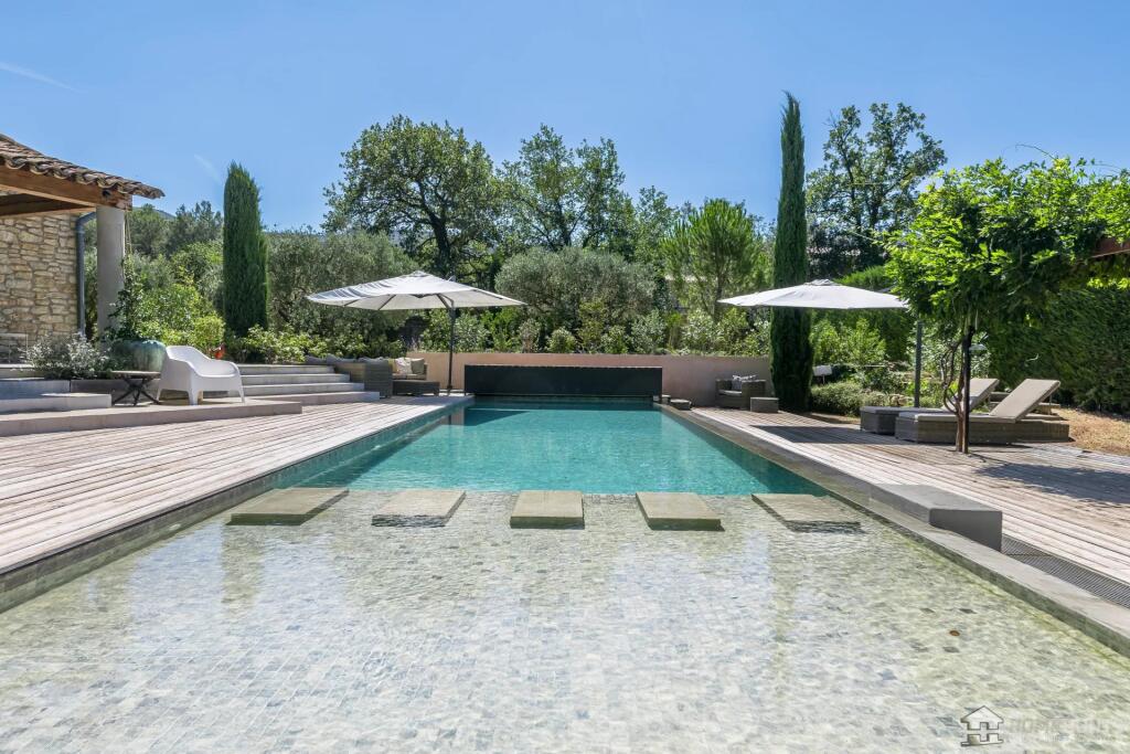 Main image of property: Provence-Alps-Cote d`Azur, Vaucluse, Ménerbes