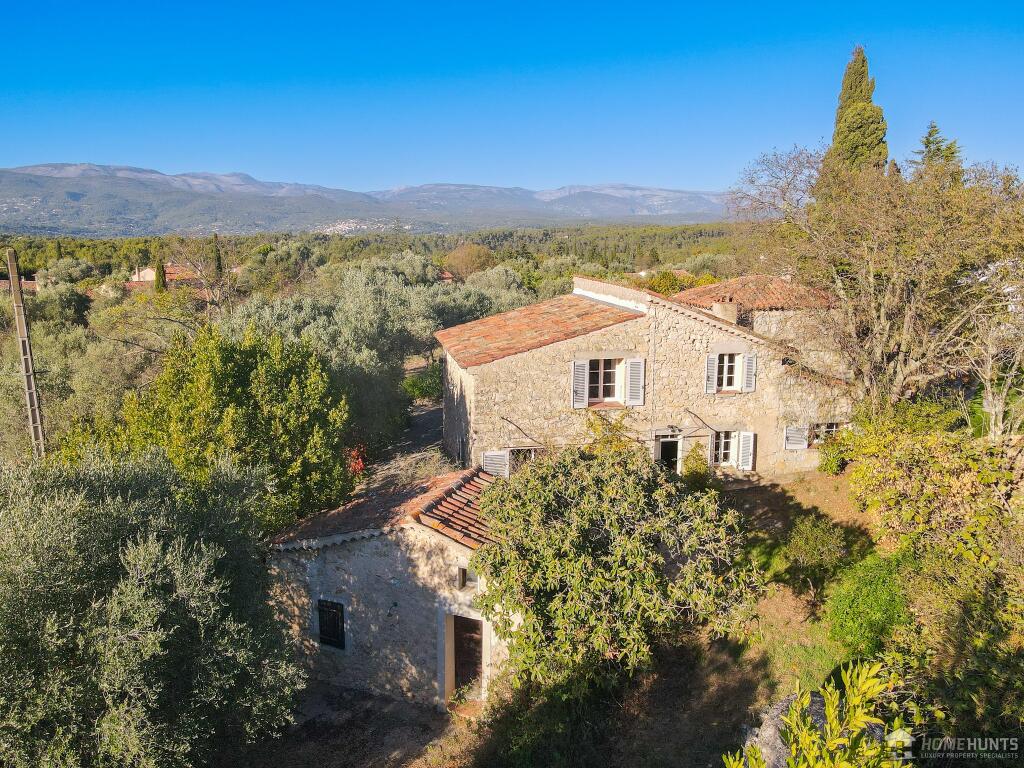 Main image of property: Provence-Alps-Cote d`Azur, Var, St-Paul-en-Forêt