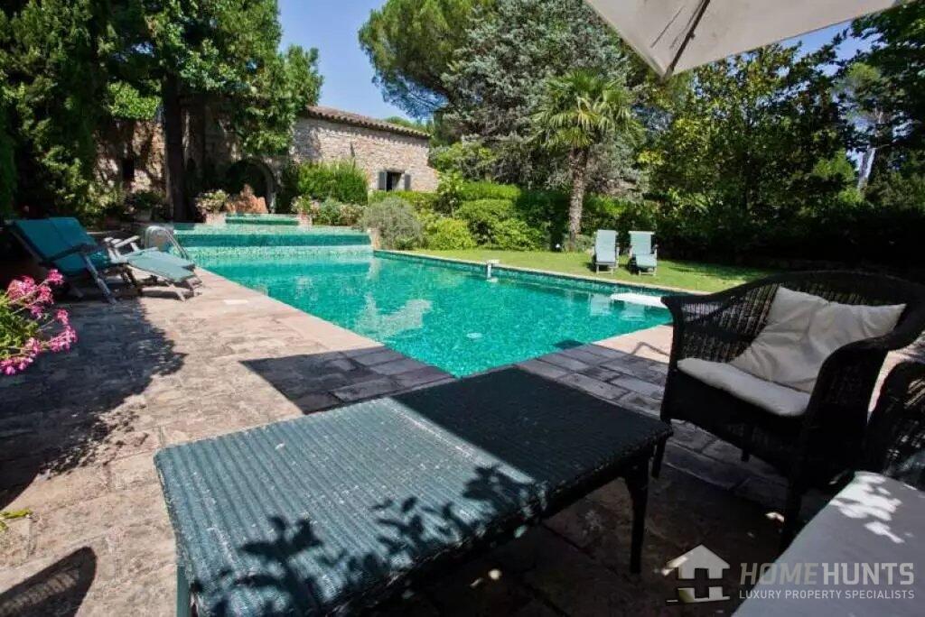 Main image of property: Provence-Alps-Cote d`Azur, Var, Bagnols-en-Forêt