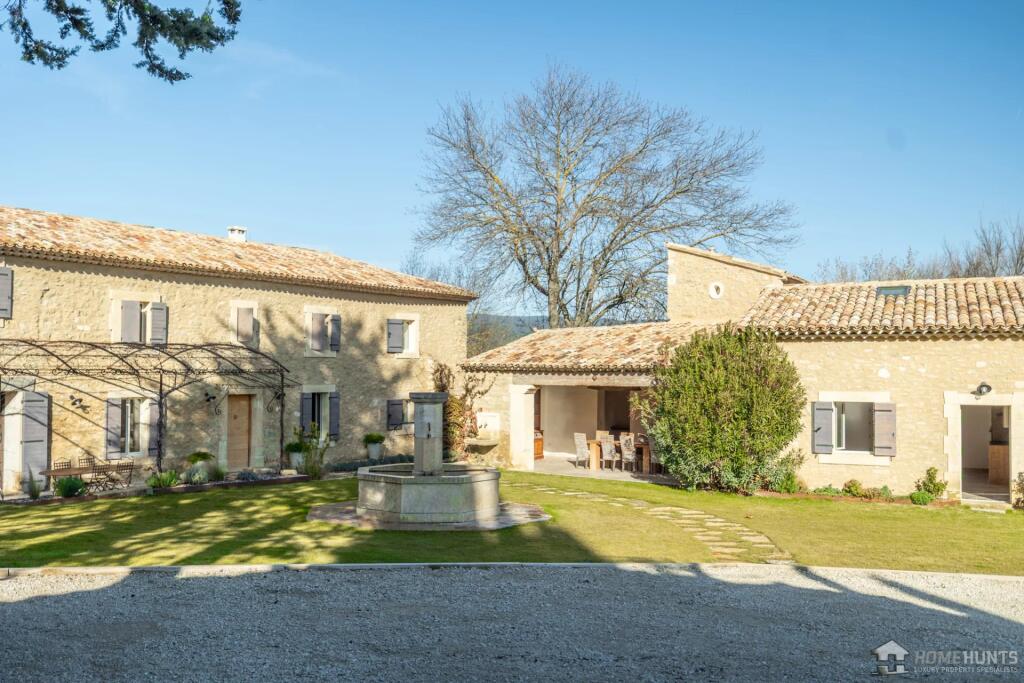 Main image of property: Provence-Alps-Cote d`Azur, Vaucluse, Oppede