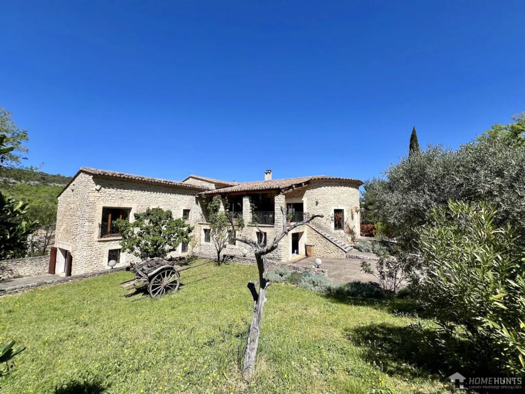 Main image of property: Provence-Alps-Cote d`Azur, Vaucluse, Goult