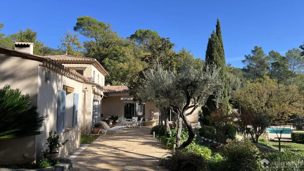 Main image of property: Provence-Alps-Cote d`Azur, Var, Claviers