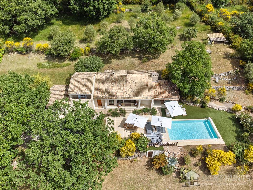 Main image of property: Provence-Alps-Cote d`Azur, Var, Mons
