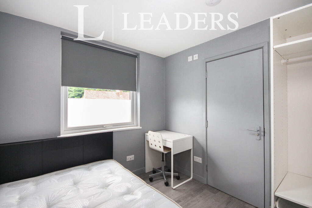 Main image of property: Spon End, CV1