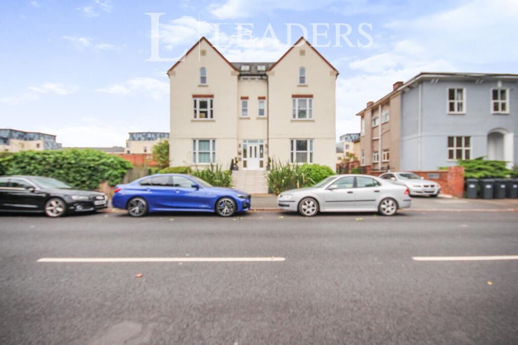 Main image of property: Avoncroft Court, 29 Avenue Road, CV31