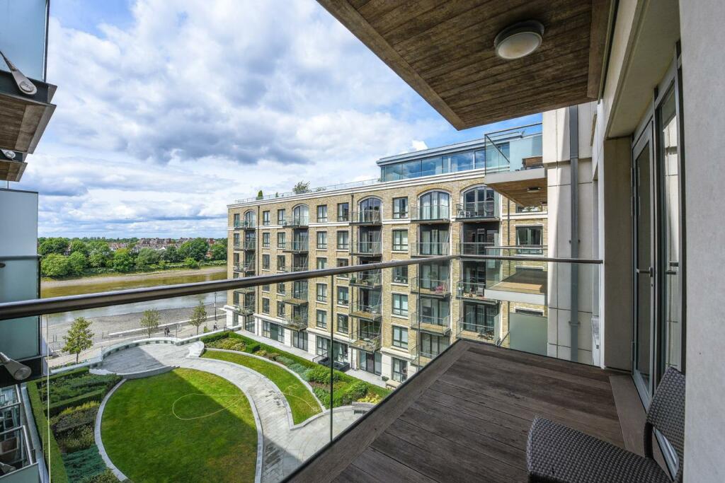 Main image of property: Distillery Wharf, London