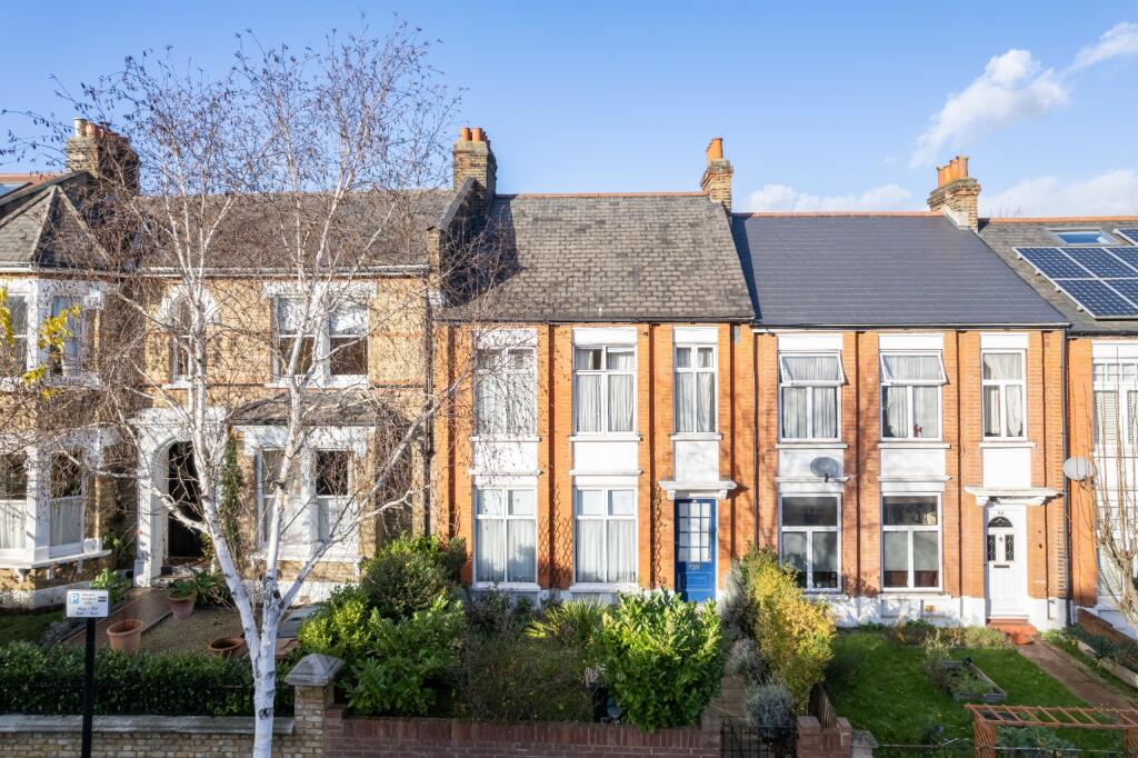 Main image of property: Forest Drive East, Leytonstone, E11