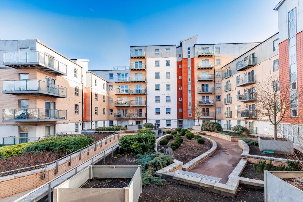 Main image of property: Imperial Heights, Queen Mary Avenue, South Woodford, E18