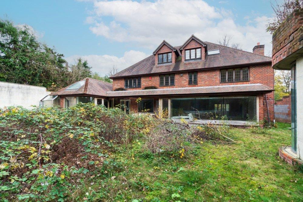 5 bedroom detached house for sale in Stratton Chase Drive, Chalfont St. Giles, HP8