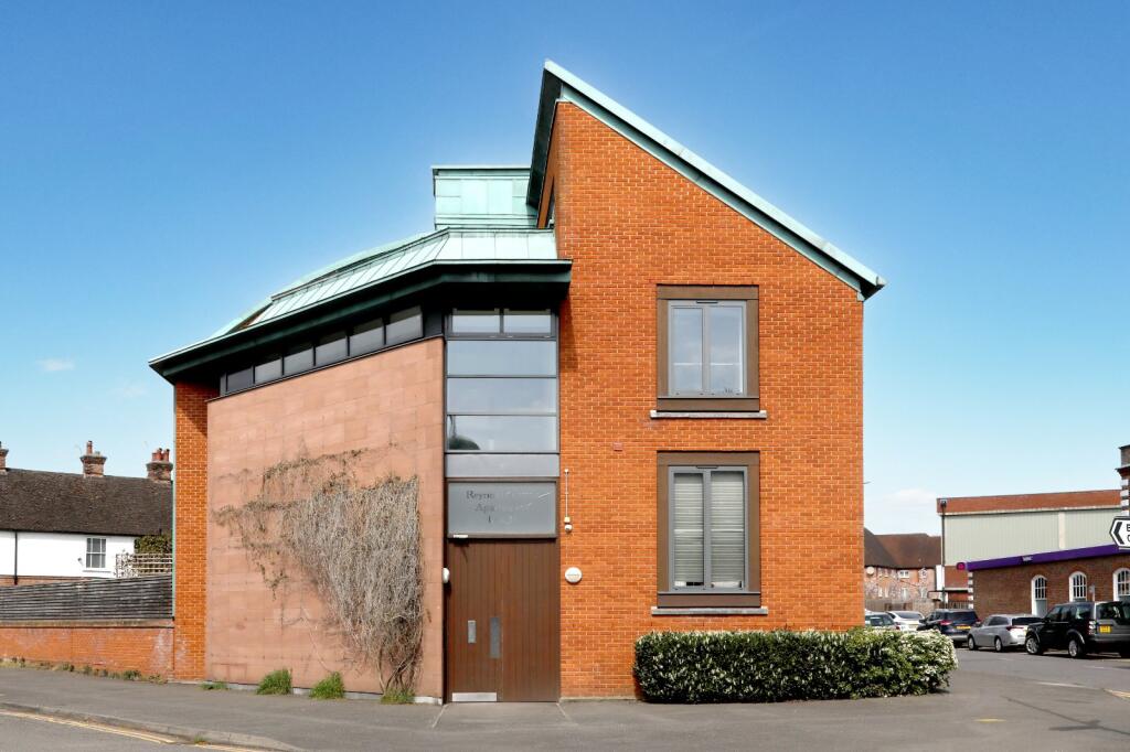 Main image of property: Baring Road, Beaconsfield, Buckinghamshire, HP9