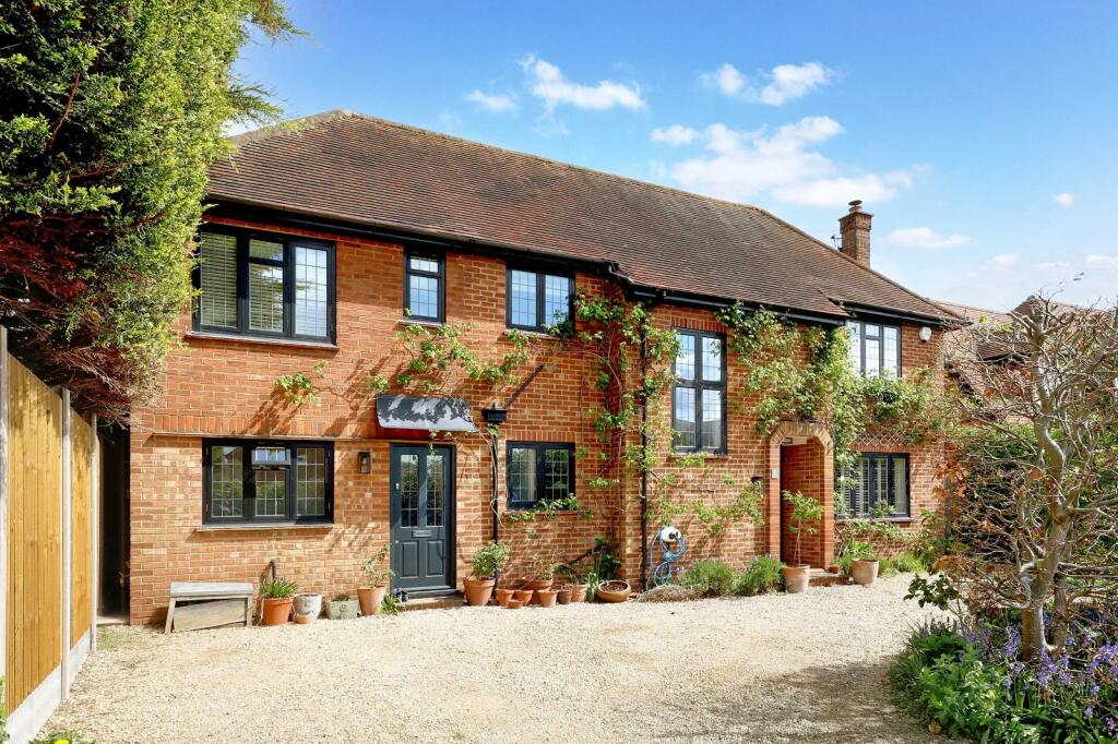 Main image of property: Howard Road, Seer Green, Beaconsfield, HP9