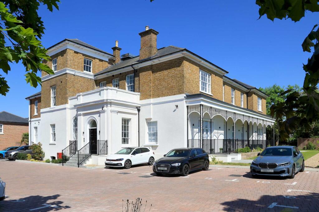 Main image of property: Mobbs Close, Stoke Poges, Buckinghamshire, SL2