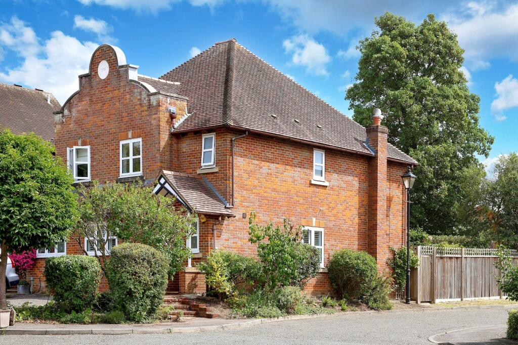 Main image of property: The Spinney, Beaconsfield, Buckinghamshire, HP9