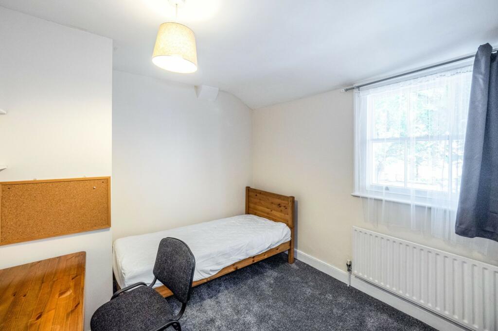 Additional property image - Portland Street, CV32