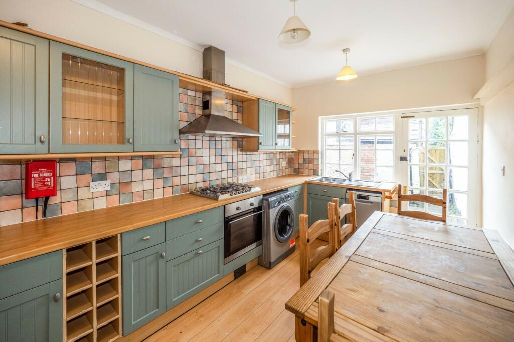 Additional property image - Portland Street, CV32