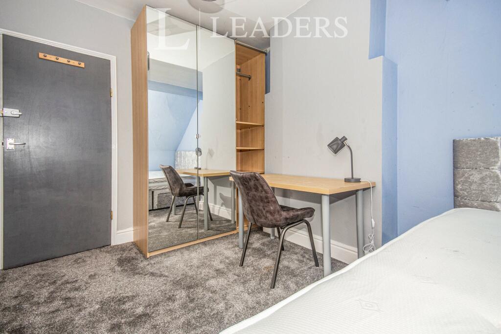 Additional property image - Waverley Road Kenilworth