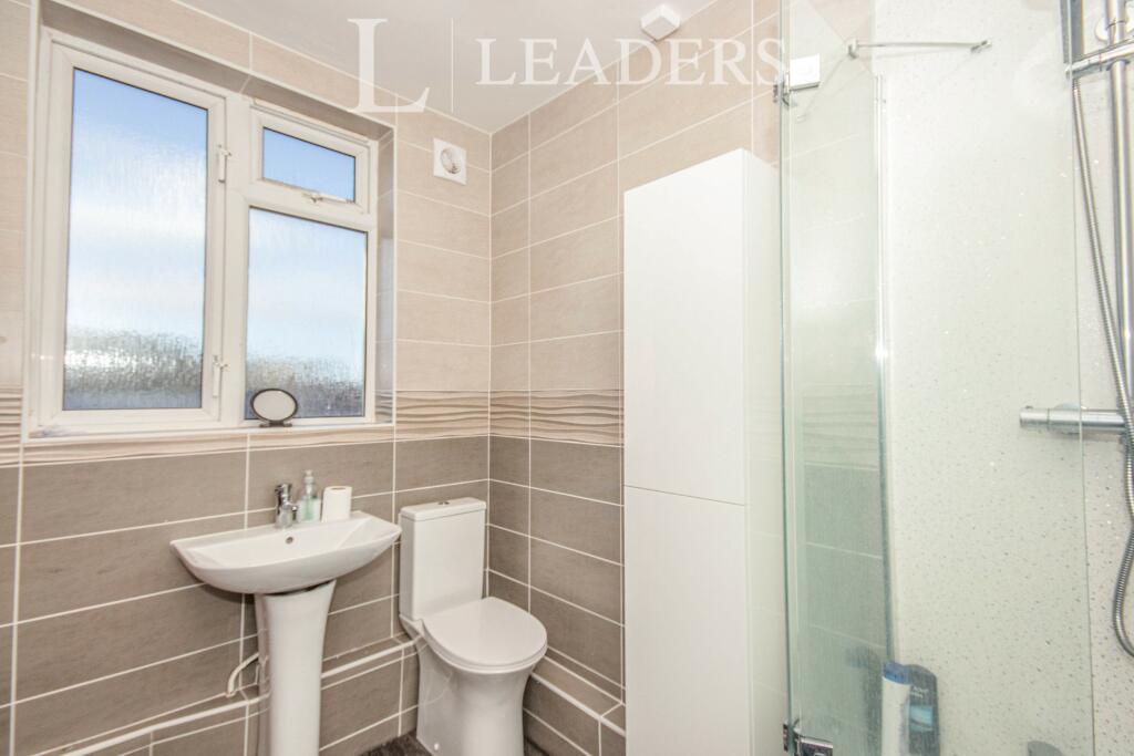 Additional property image - Waverley Road Kenilworth