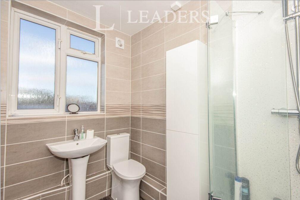 Additional property image - Waverley Road, Kenilworth