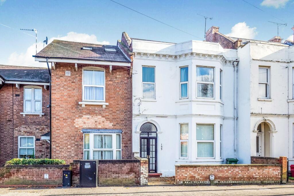Main image of property: Tachbrook Road, CV31