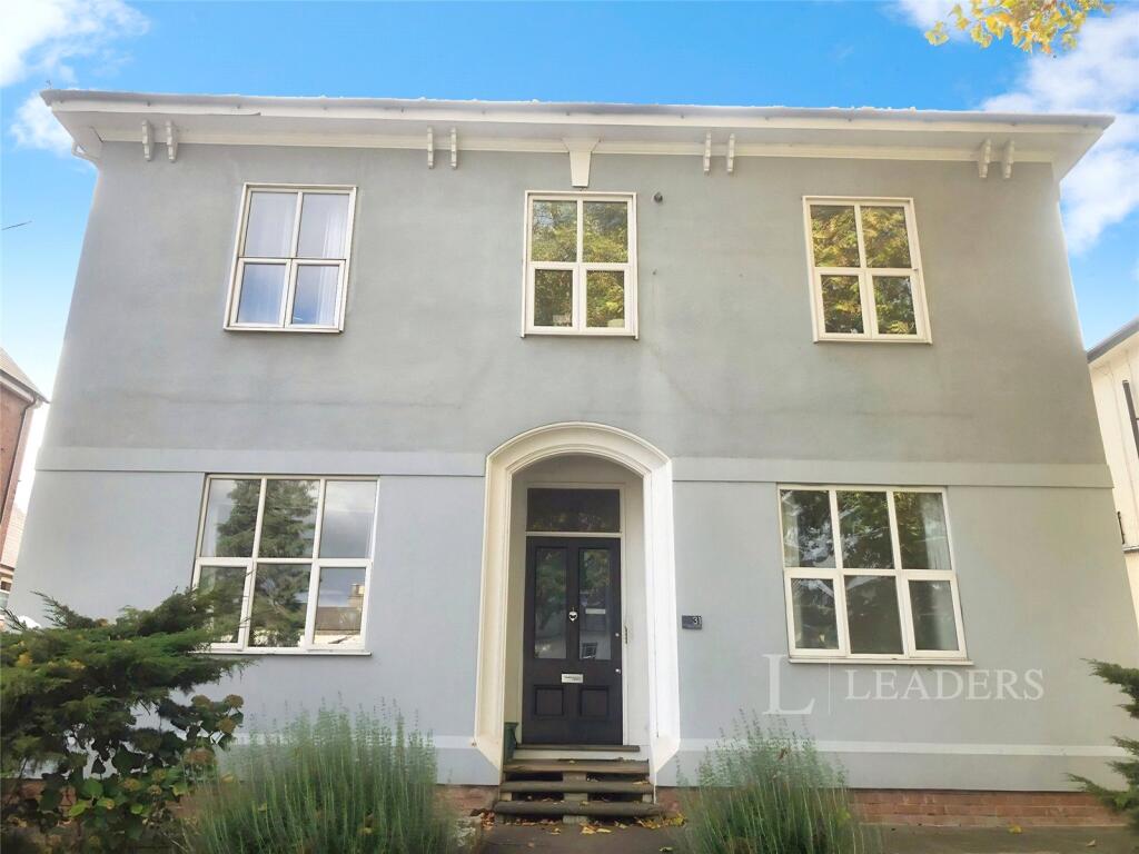 Main image of property: Avenue Road, Leamington Spa, Warwickshire, CV31