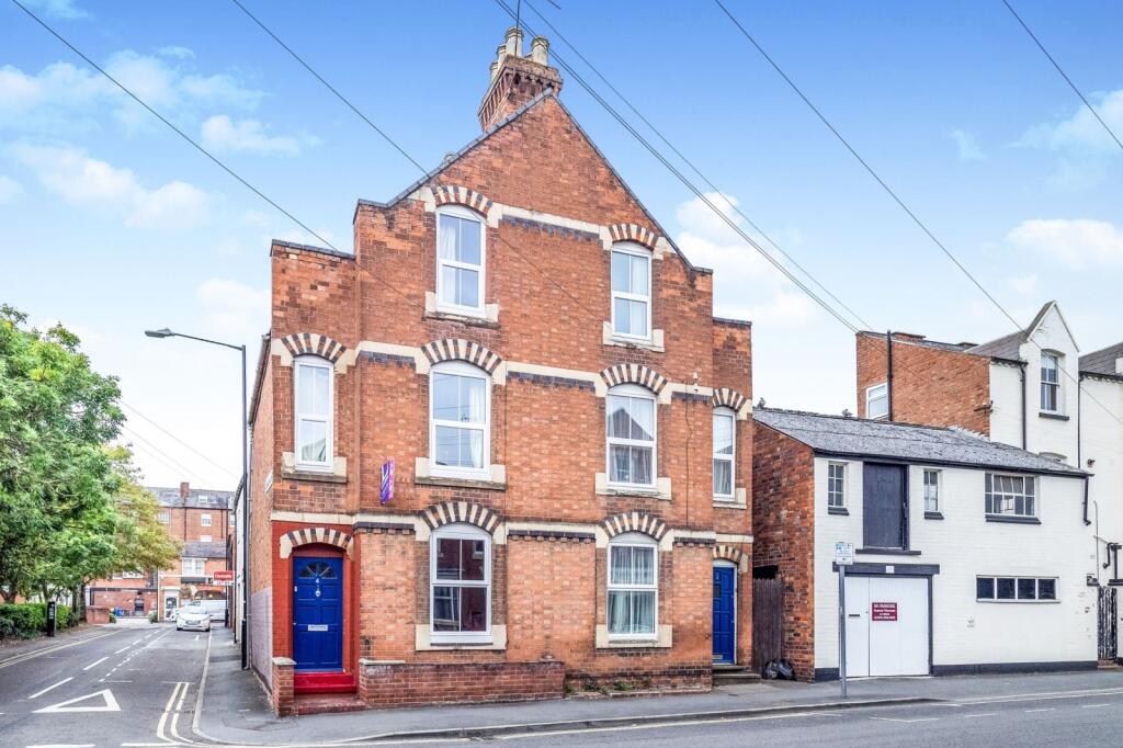 Main image of property: Chandos Street, Leamington Spa, CV32