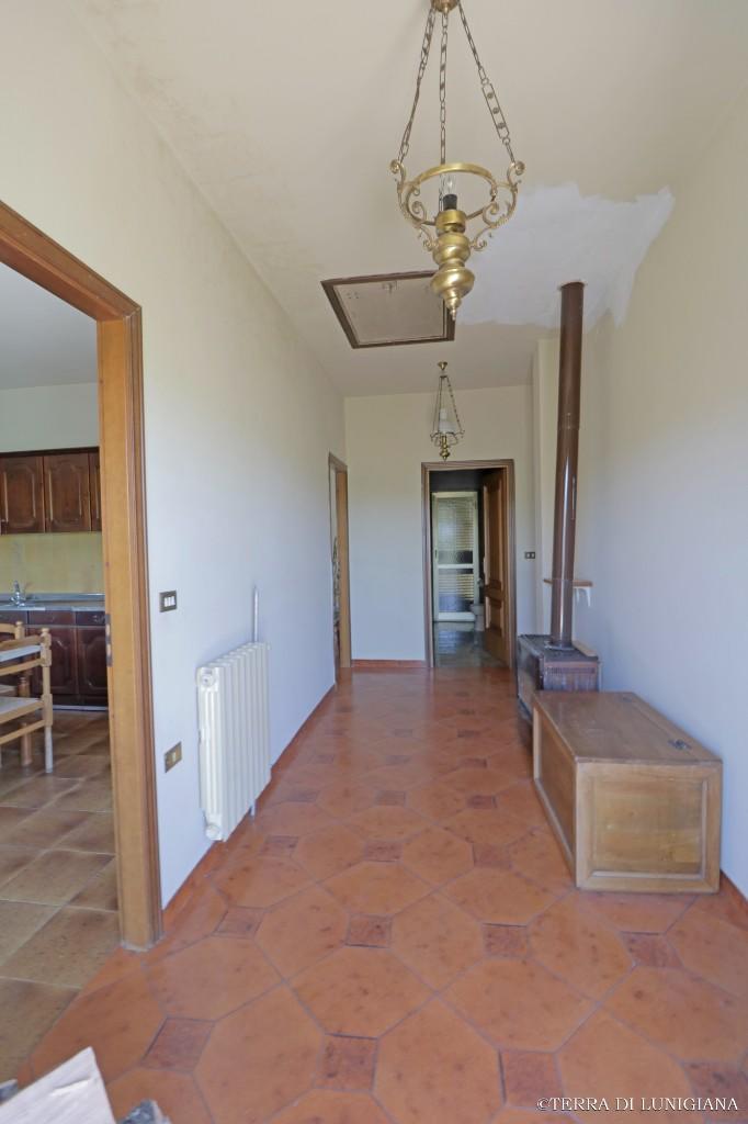 2 bedroom detached house for sale in Pontremoli, Lunigiana, Tuscany, Italy