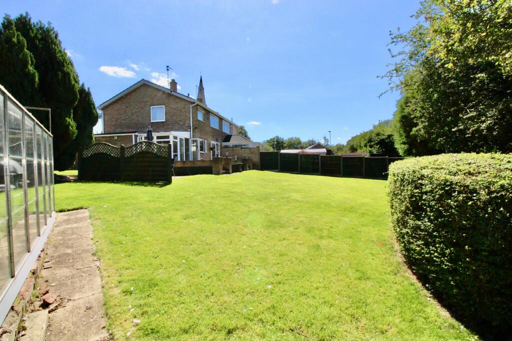 3 bedroom semidetached house for sale in Ridgeway, Stanground