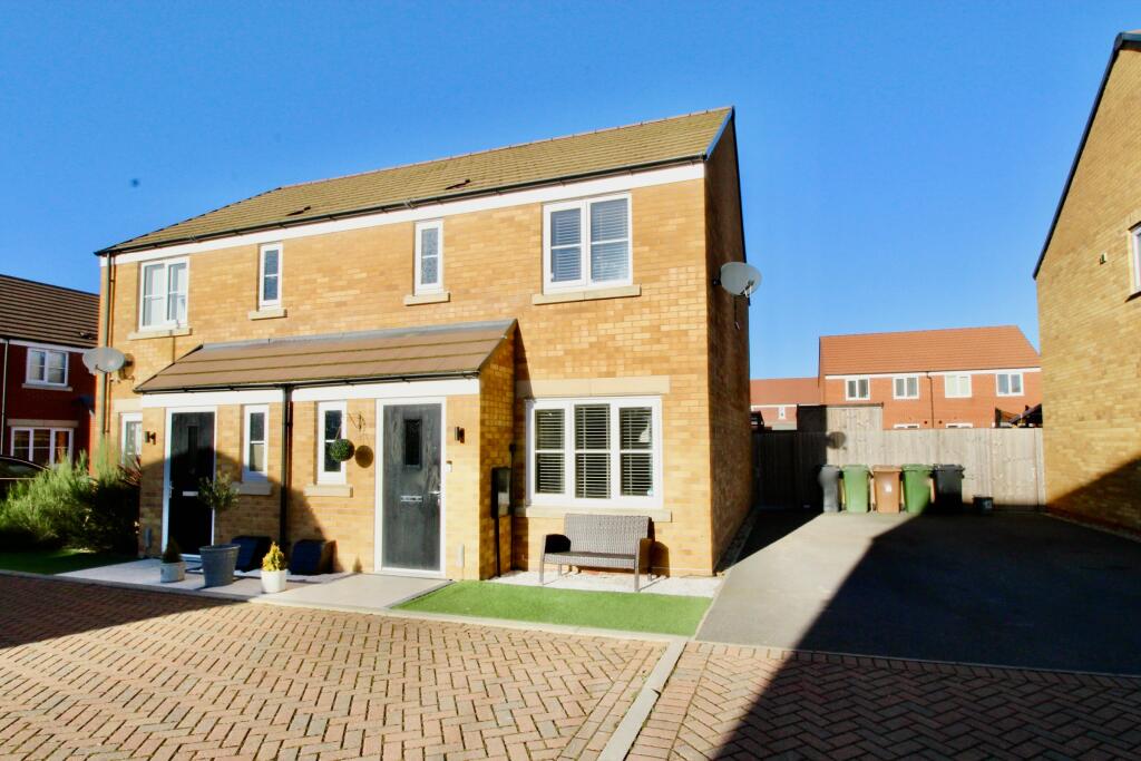3 bedroom semi-detached house for sale in Logan Mews, Hampton Gardens, Peterborough, PE7