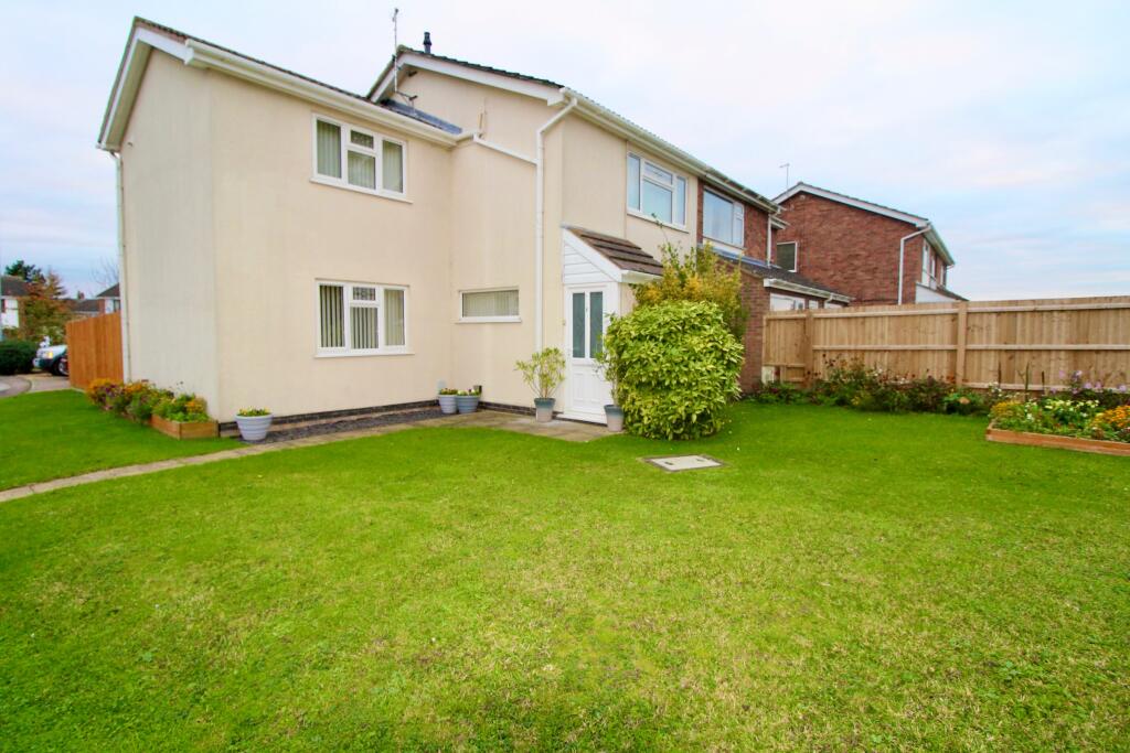 3 bedroom semidetached house for sale in Street, Stilton