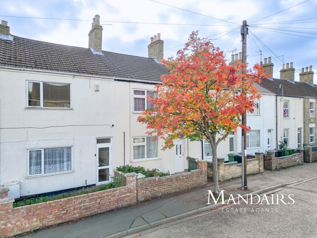 Main image of property: Queens Walk, Woodston, Peterborough