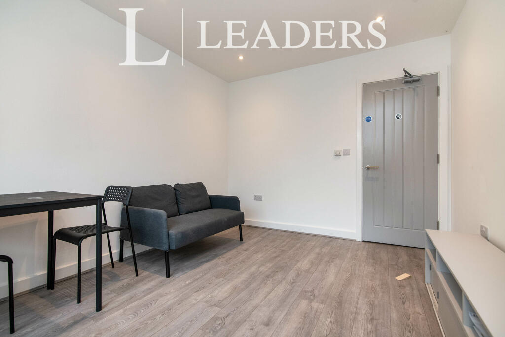 Additional property image - Room 5, Adams Hill, B32