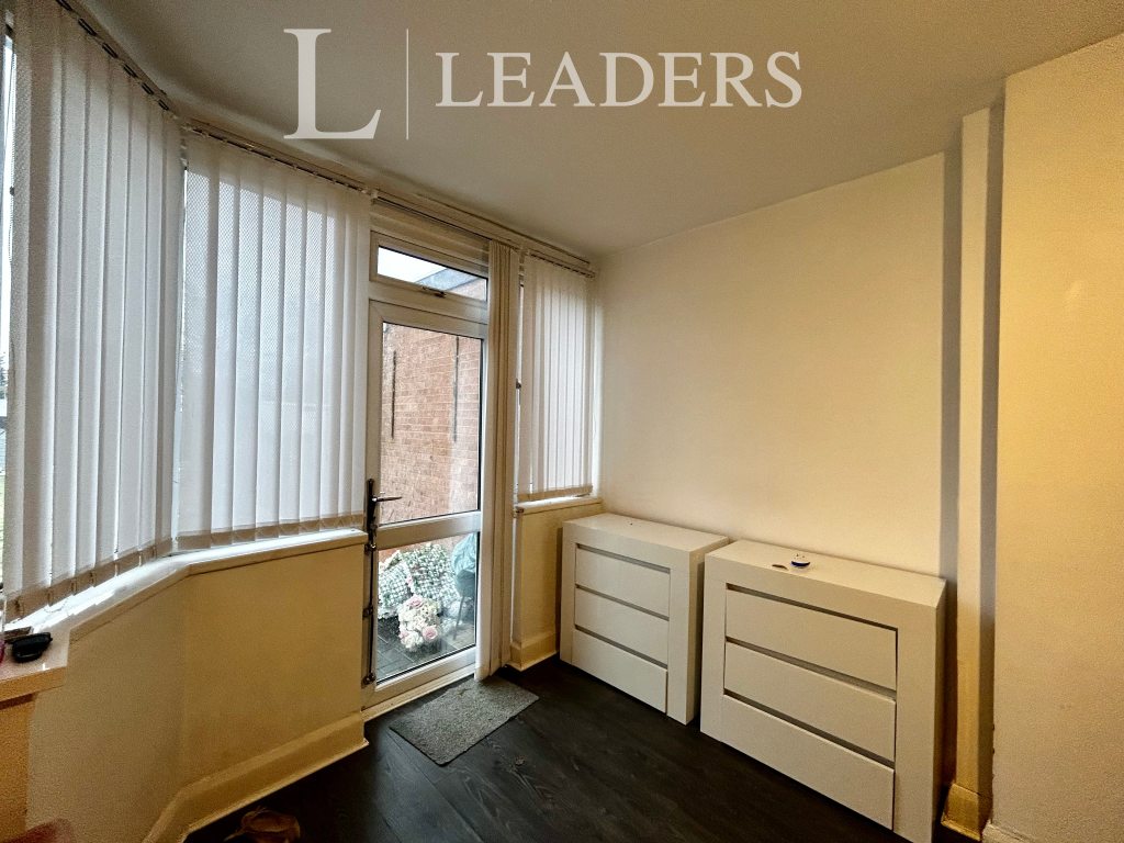 Additional property image - Teddington Grove, B42