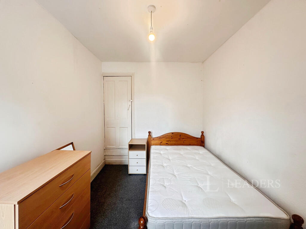 Main image of property: Room 3 Hubert Road, B29