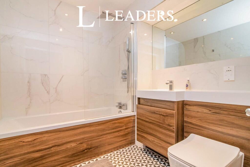 Additional image 8 of Penthouse, 40 Ryland, B16