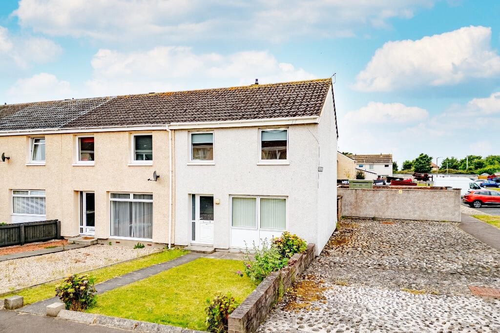 3 bedroom end of terrace house for sale in Brodie Avenue, Troon, South