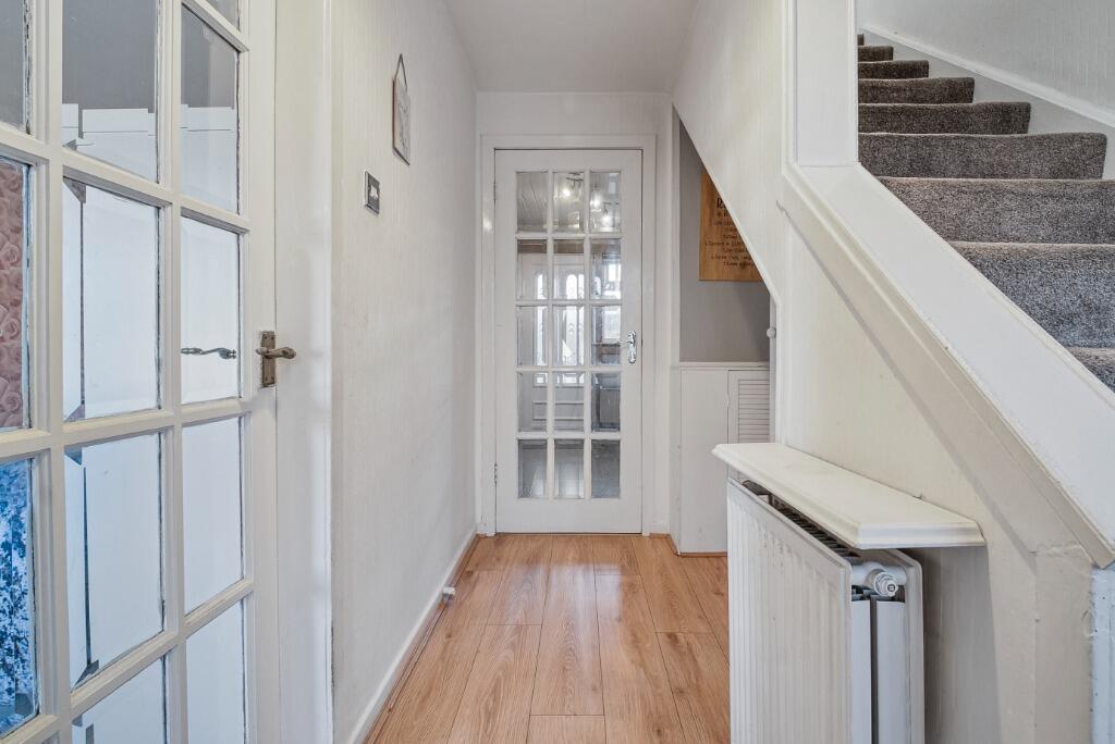 2 bedroom end of terrace house for sale in High Road, Ayr, South
