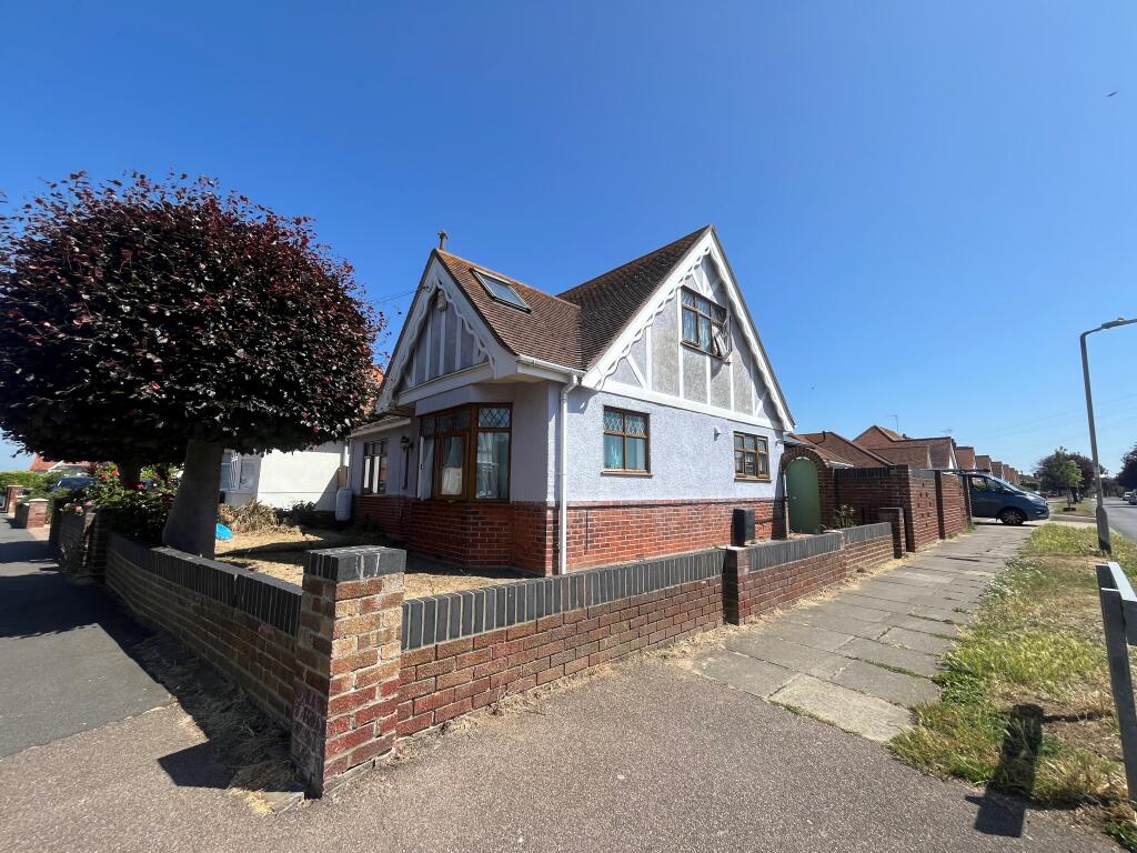 Main image of property: York Road, Holland-on-Sea
