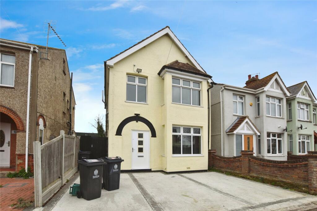 Main image of property: Skelmersdale Road, CO15