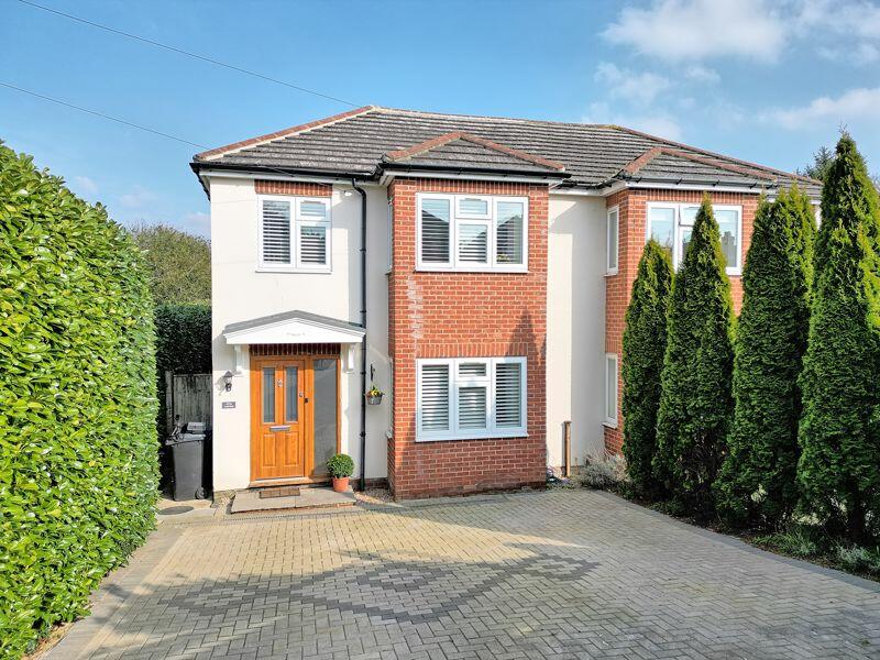 3 bedroom semidetached house for sale in Lovel Road, Chalfont St. Peter, SL9