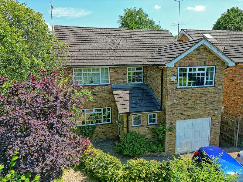 Main image of property: Amersham Road, Chalfont St Peter