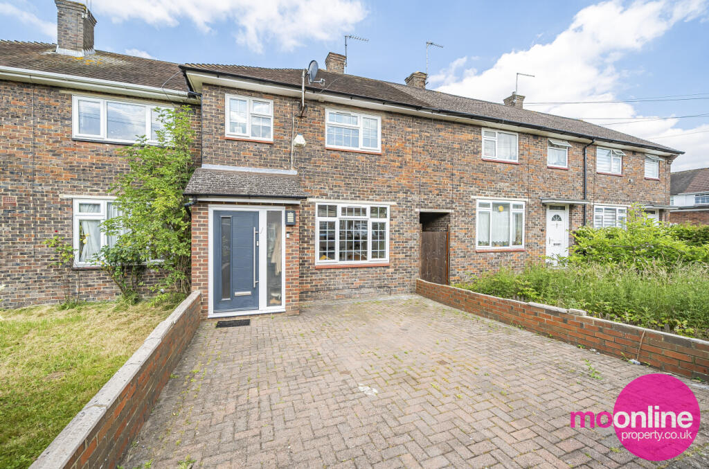 3 bedroom house for sale in Catterick Way, Borehamwood, Borehamwood, WD6