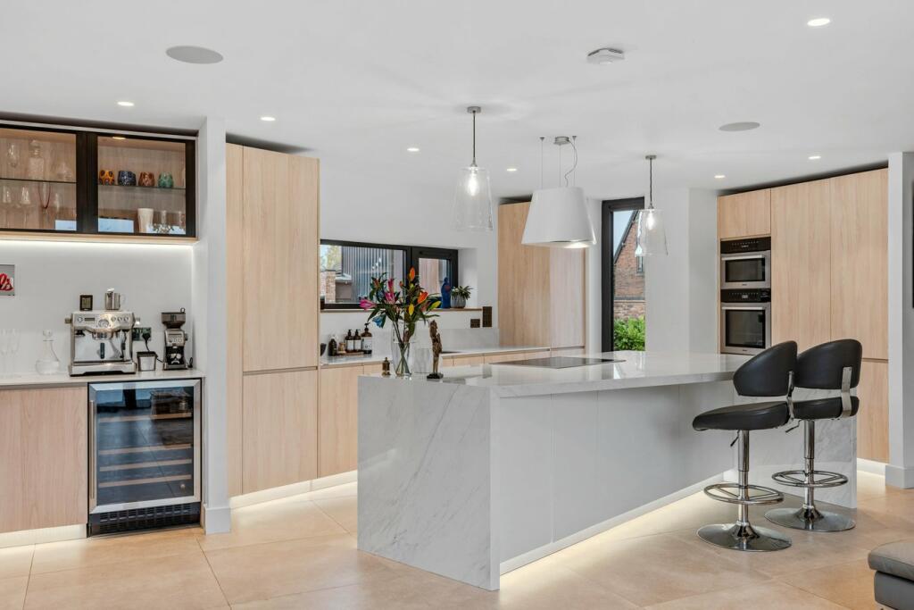 Additional property image - Bilton Fields Farm Lane, Rugby, CV22